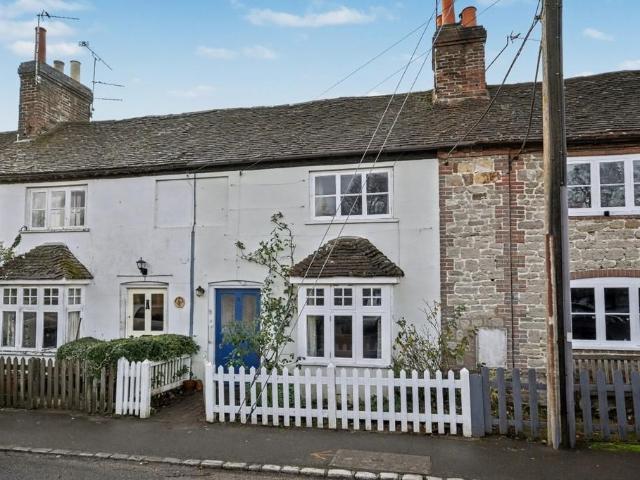3 bedroom cottage for sale
