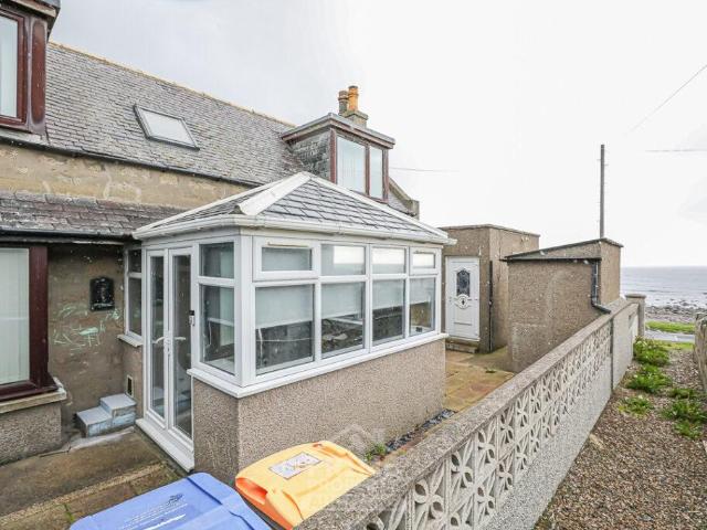 3 bedroom cottage for sale