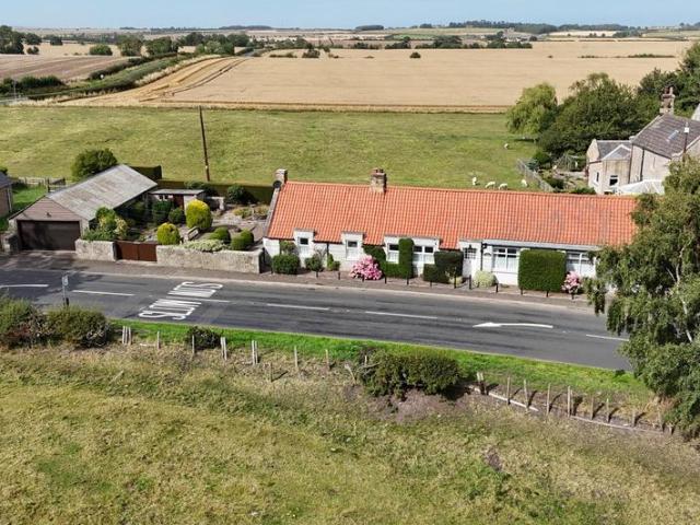 3 bedroom cottage for sale