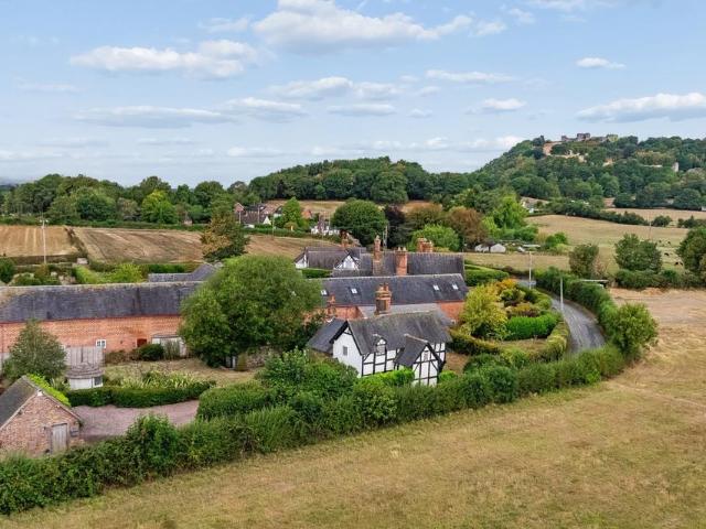3 bedroom cottage for sale