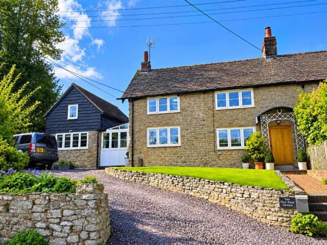 3 bedroom cottage for sale