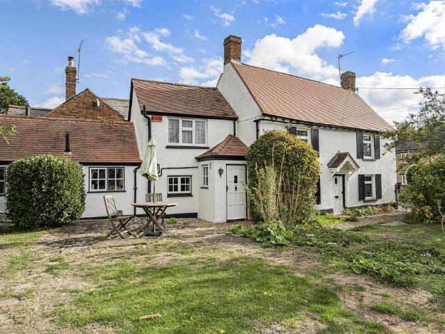3 bedroom cottage for sale