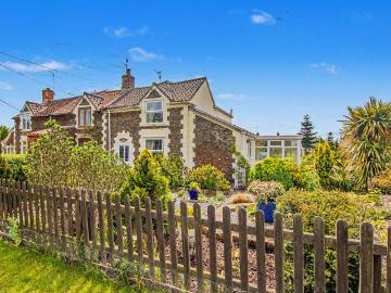 3 bedroom cottage for sale