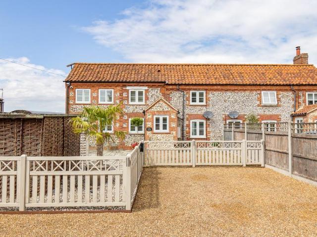 3 bedroom cottage for sale