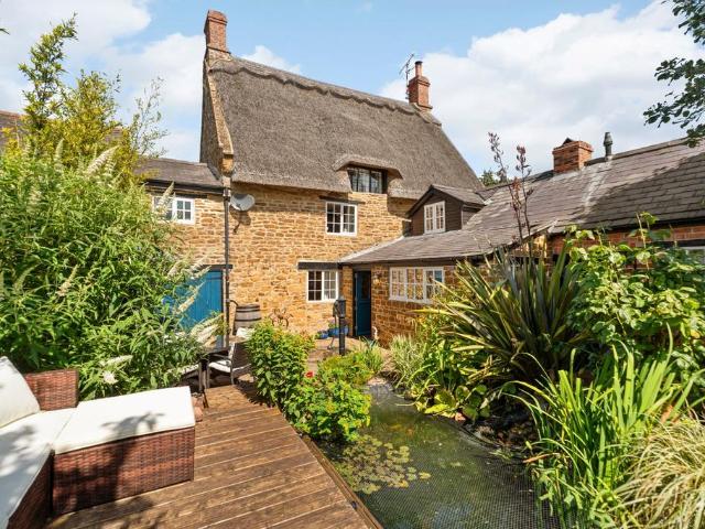 3 bedroom cottage for sale