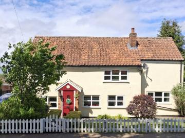 3 bedroom cottage for sale