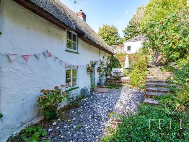 3 bedroom cottage for sale