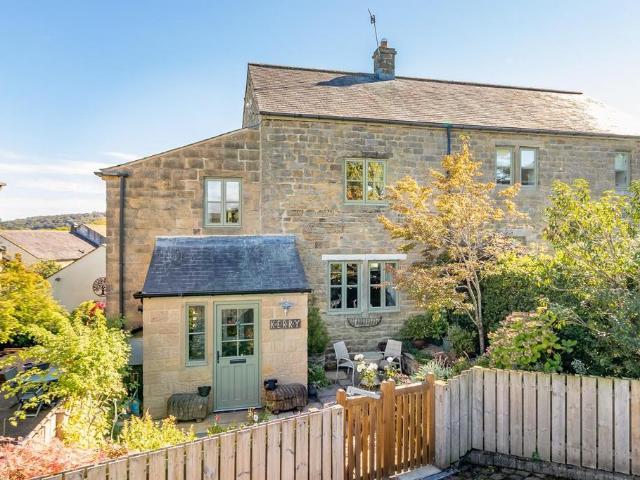 3 bedroom cottage for sale