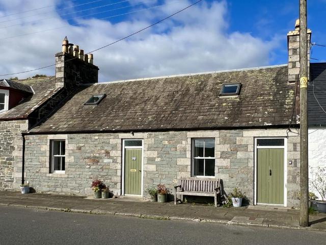 3 bedroom cottage for sale