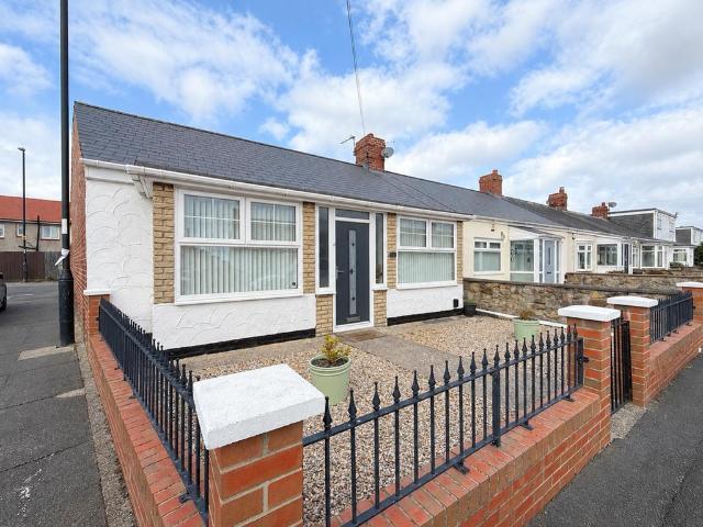 3 bedroom cottage for sale
