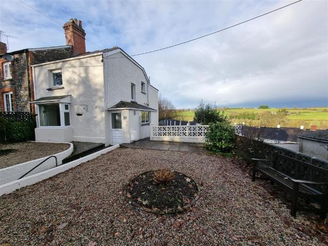 3 bedroom cottage for sale
