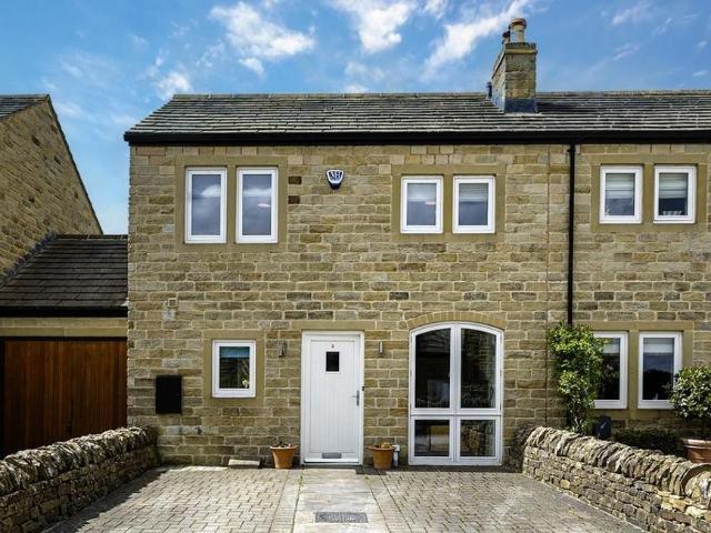 3 bedroom cottage for sale