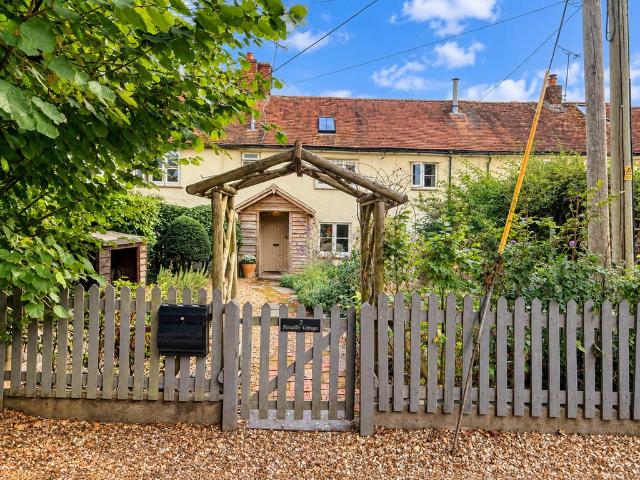 3 bedroom cottage for sale