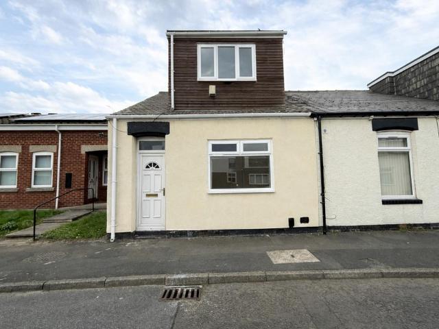 3 bedroom cottage for sale