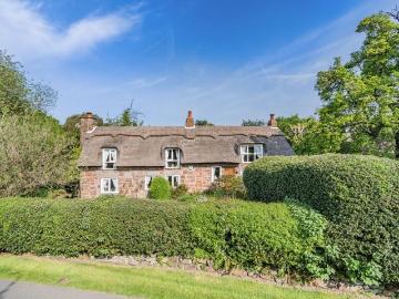 3 bedroom cottage for sale