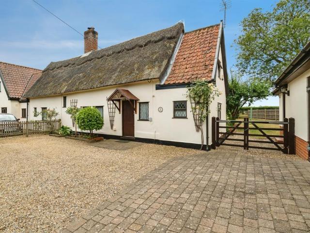 3 bedroom cottage for sale