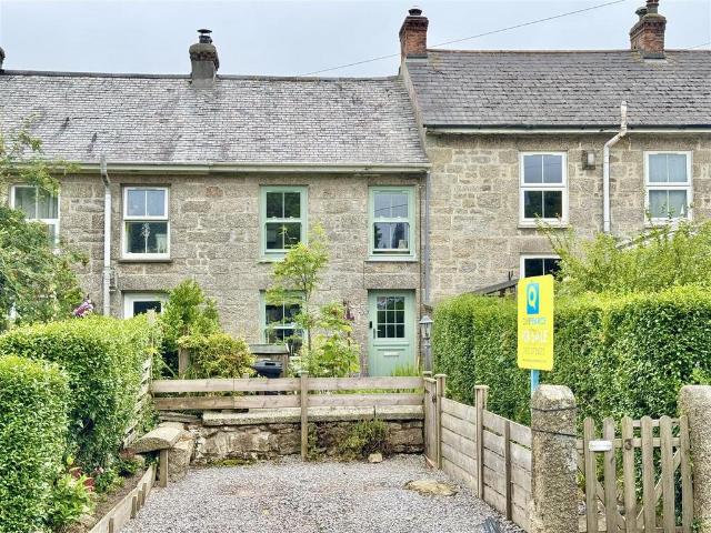 3 bedroom cottage for sale