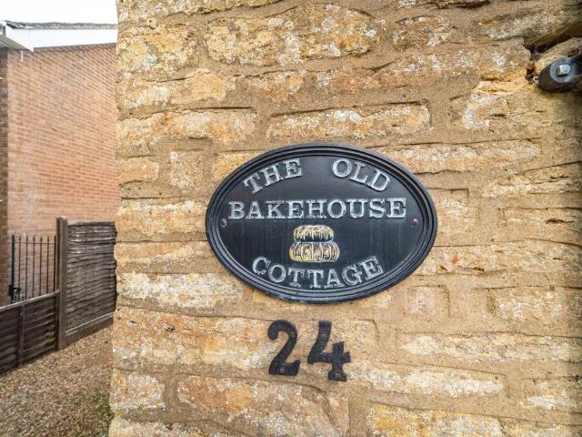 3 bedroom cottage for sale