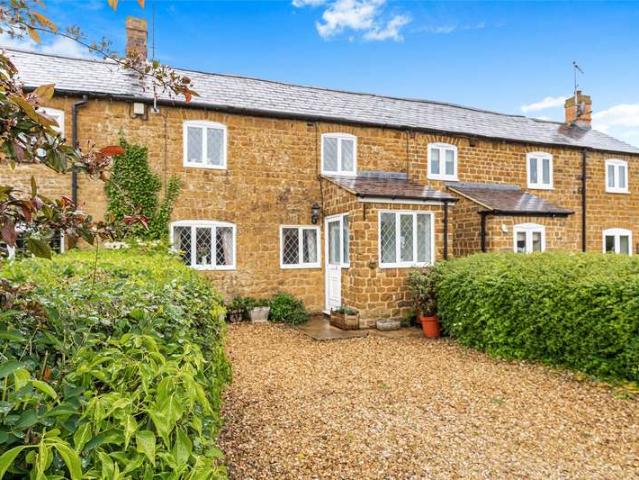 3 Bedroom Cottage House