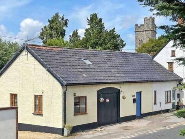 3 Bedroom Cottage House