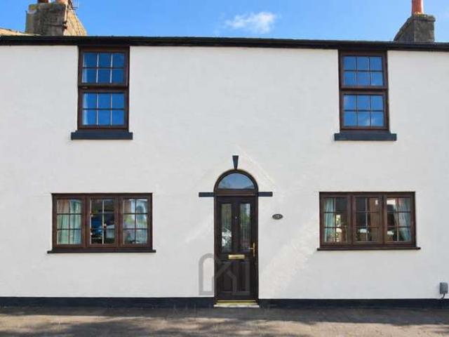 3 Bedroom Cottage House