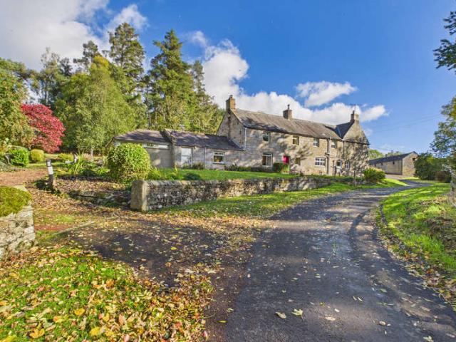 3 Bedroom Cottage House