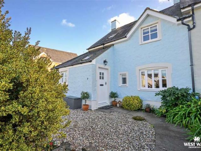 3 Bedroom Cottage House
