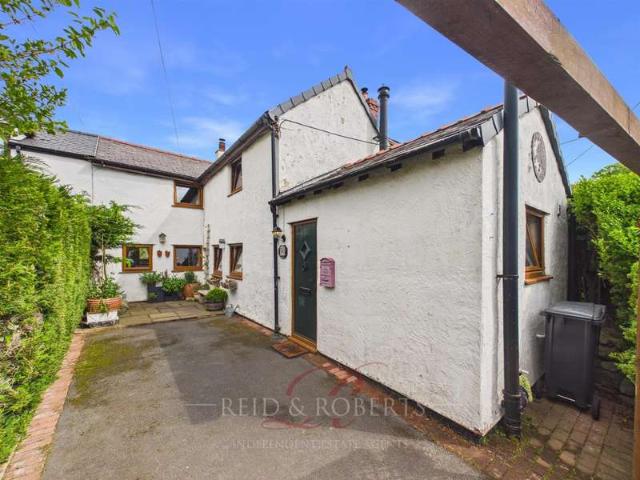 3 Bedroom Cottage House