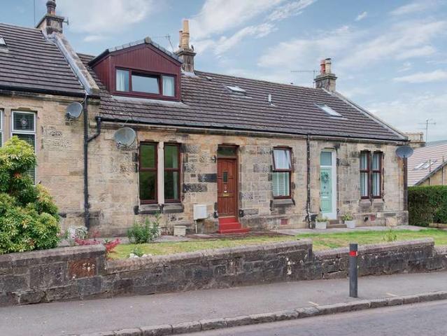3 Bedroom Cottage House