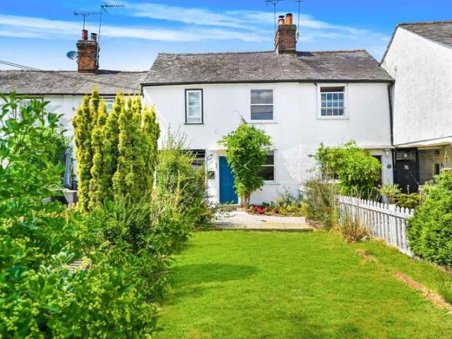 3 Bedroom Cottage House