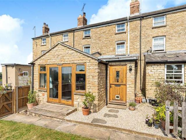 3 Bedroom Cottage House