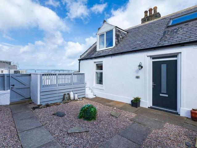 3 Bedroom Cottage House