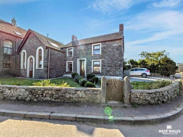 3 Bedroom Cottage House