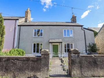 3 Bedroom Cottage House