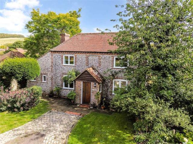 3 Bedroom Cottage House