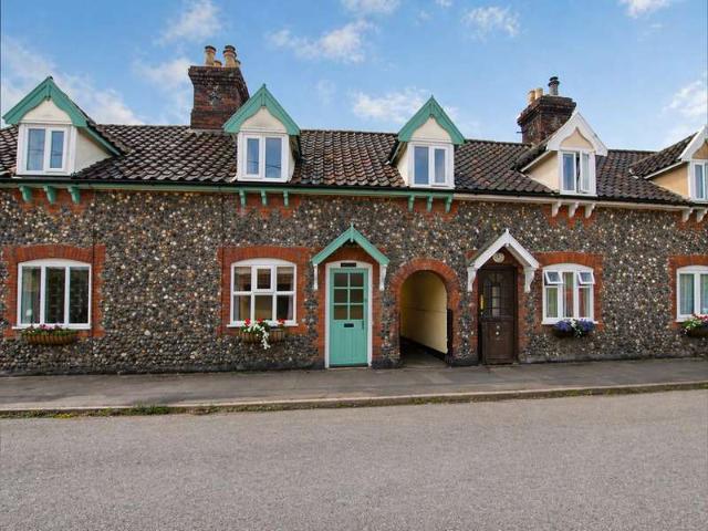 3 Bedroom Cottage House
