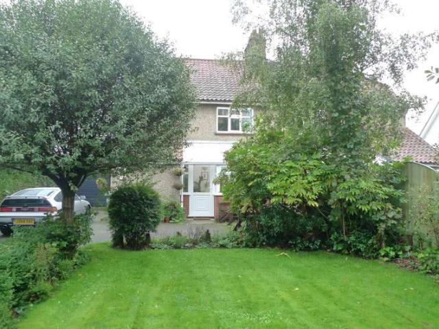 3 Bedroom Cottage House