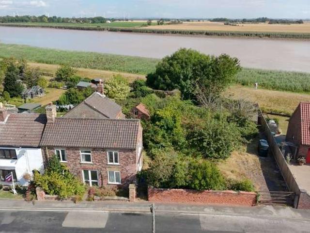 3 Bedroom Cottage House