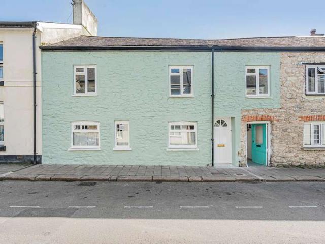 3 Bedroom Cottage House