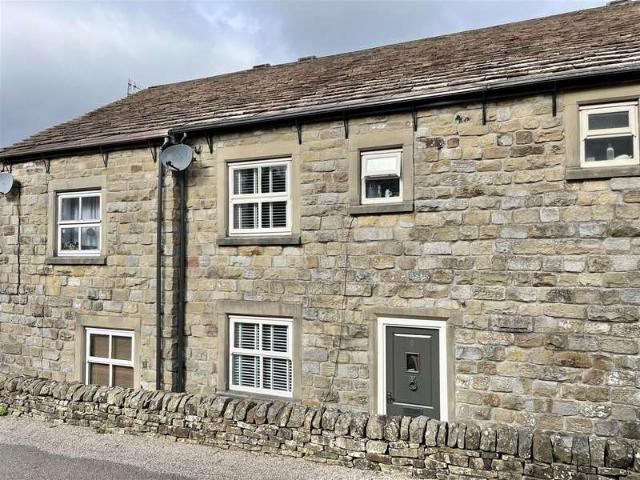 3 Bedroom Cottage House