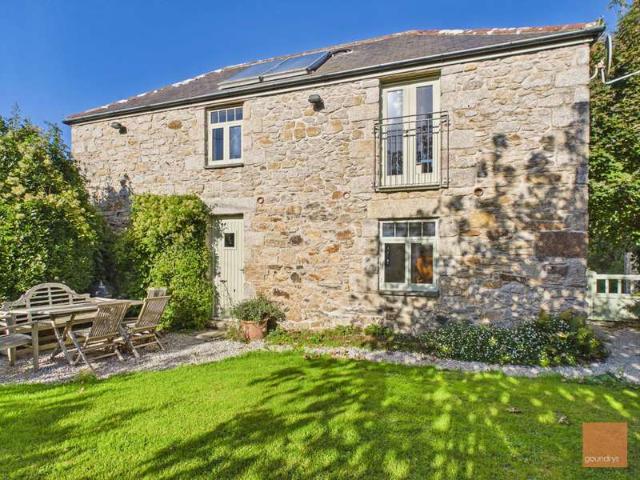 3 Bedroom Cottage House