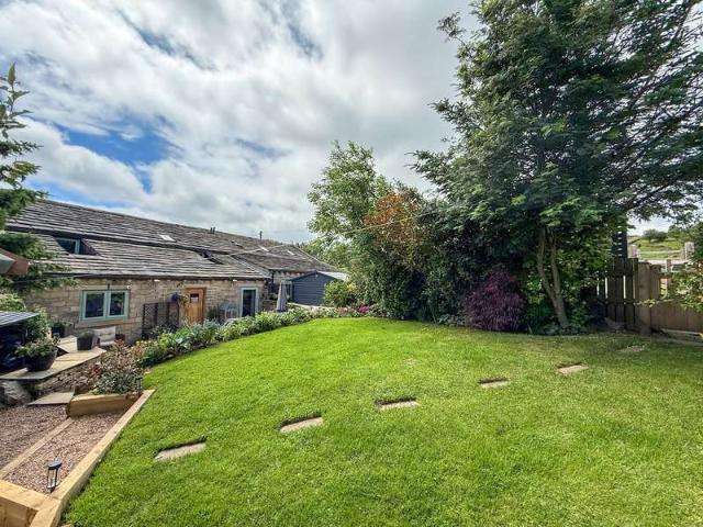 3 Bedroom Cottage House