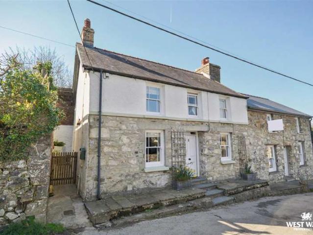 3 Bedroom Cottage House