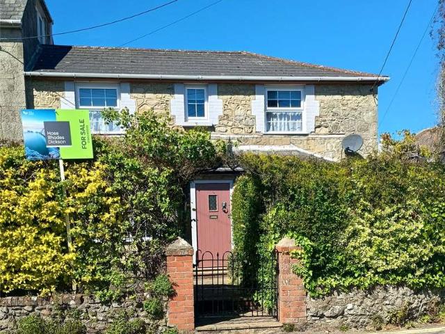 3 Bedroom Cottage House