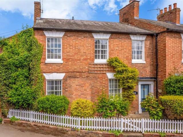 3 Bedroom Cottage House