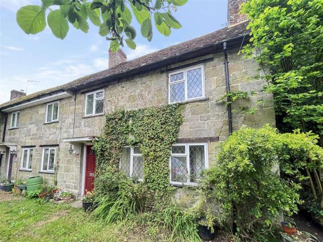 3 Bedroom Cottage House