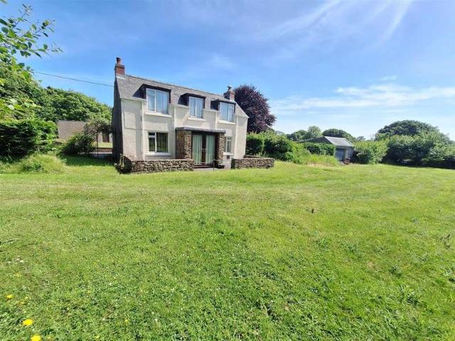 3 Bedroom Cottage House