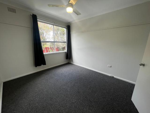 3 bedroom cottage overlooking river