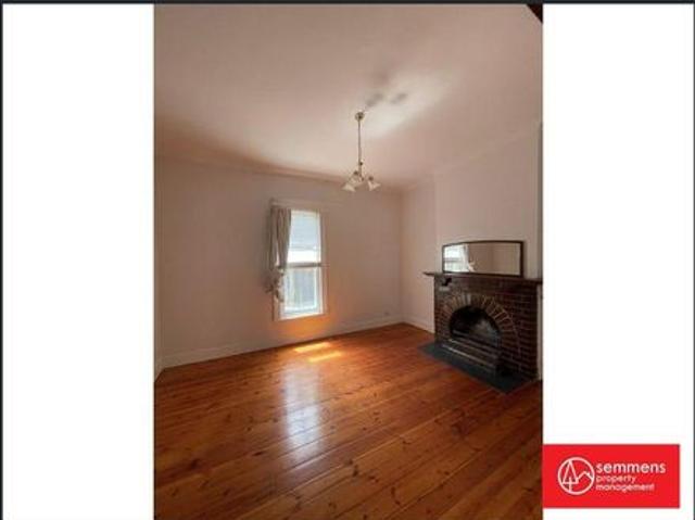 3 BEDROOM COTTAGE PERFECT LOCATION