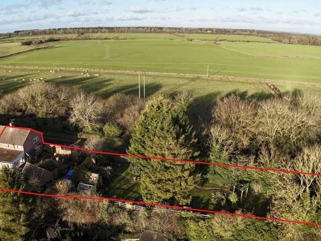 3 Bedroom Country House Character Property